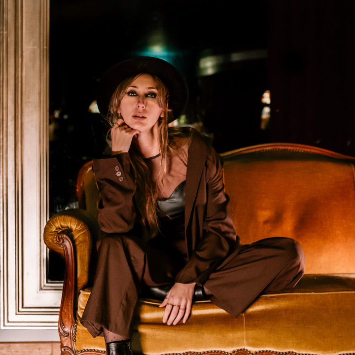 AUCKLANE – 20h